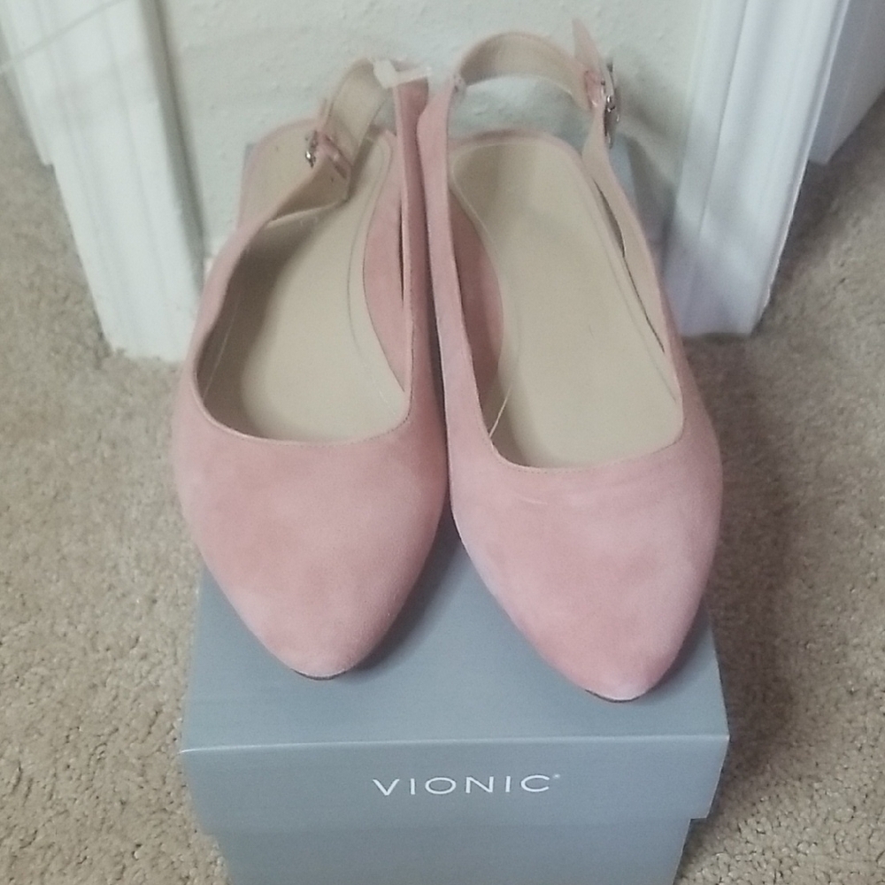 Vionic Pink Suede Slingback Flats